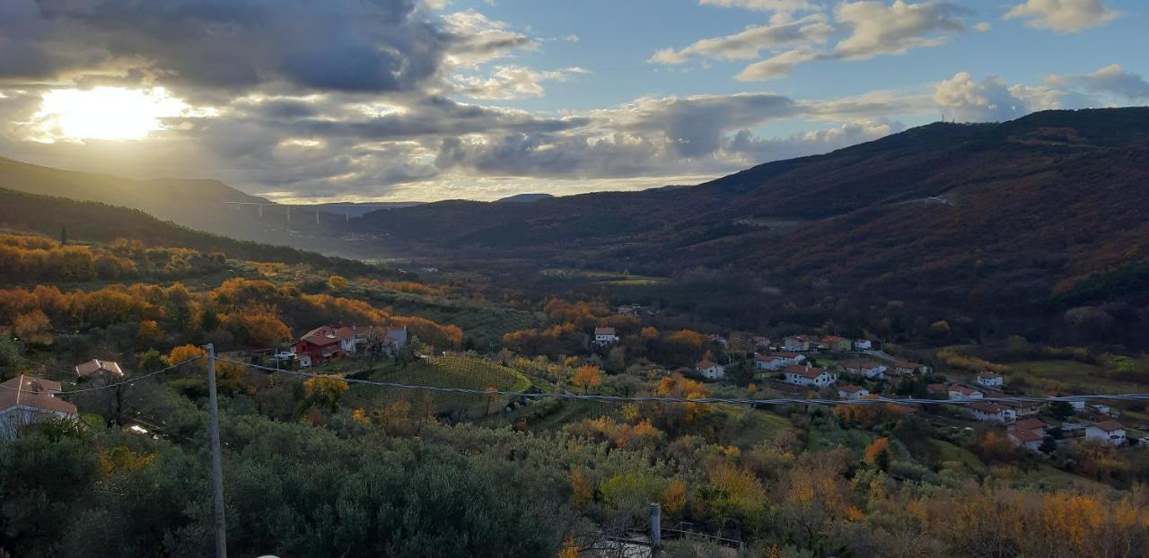 Il Glicine Bed & Breakfast San Dorligo della Valle Екстериор снимка